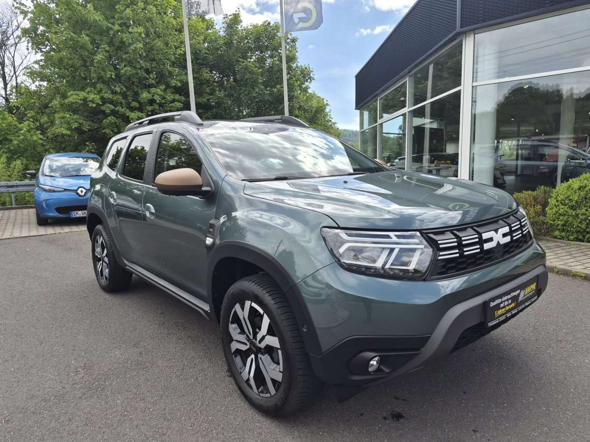 Fahrzeugbild eines Dacia Duster