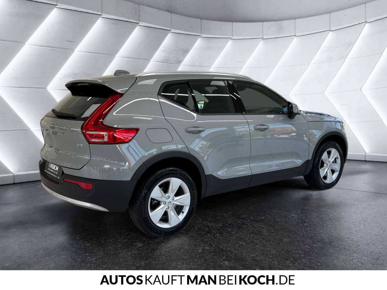 Fahrzeugbild eines Volvo XC40