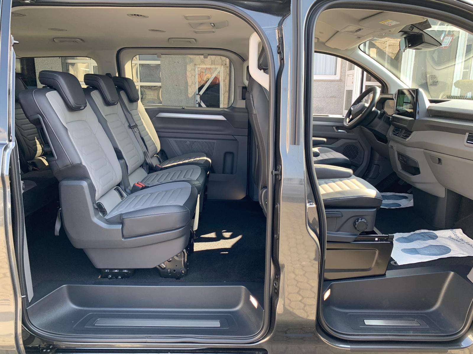 Fahrzeugbild eines Volkswagen Caravelle