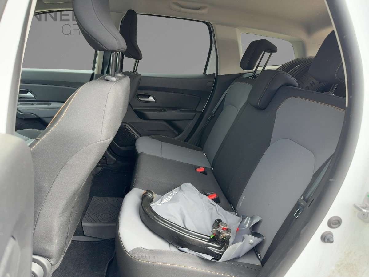 Fahrzeugbild eines Dacia Duster