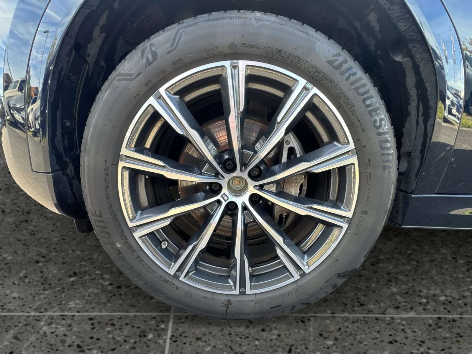 Fahrzeugbild eines BMW X6