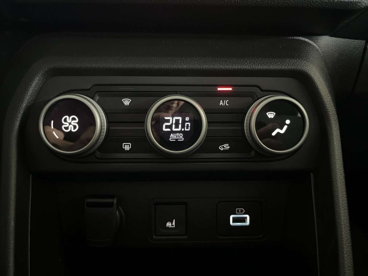 Fahrzeugbild eines Dacia Sandero