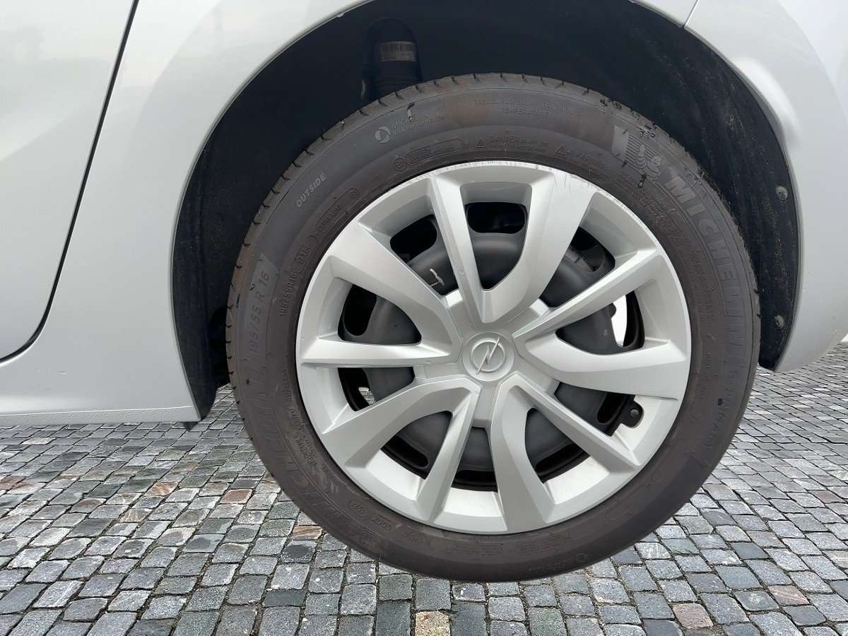Fahrzeugbild eines Opel Corsa