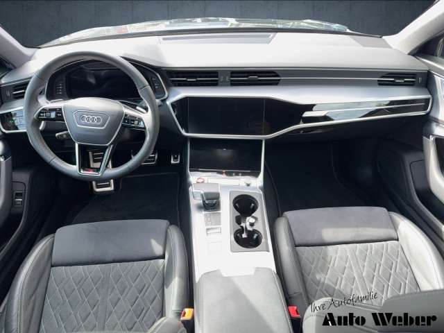 Fahrzeugbild eines Audi S6