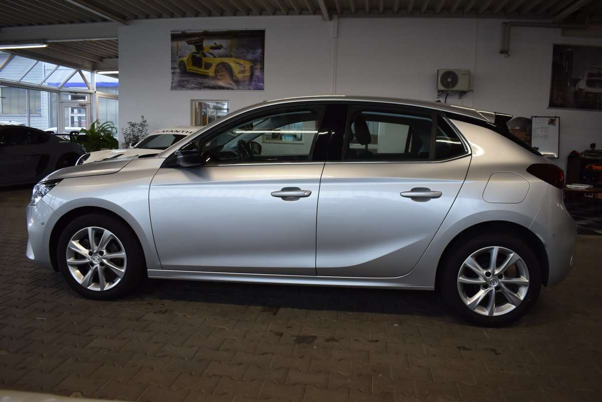 Fahrzeugbild eines Opel Corsa