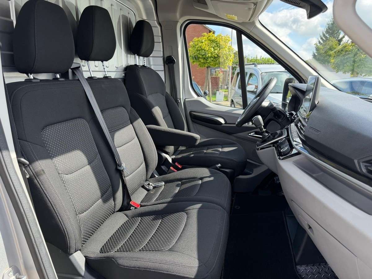 Fahrzeugbild eines Maxus Deliver 9
