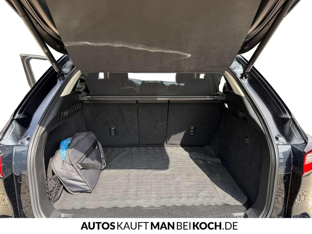 Fahrzeugbild eines Mazda CX-60