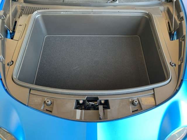 Fahrzeugbild eines Alpine A110