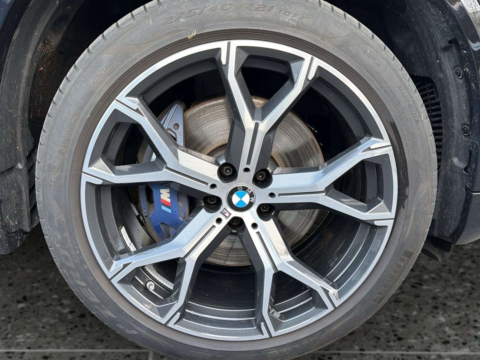 Fahrzeugbild eines BMW X5