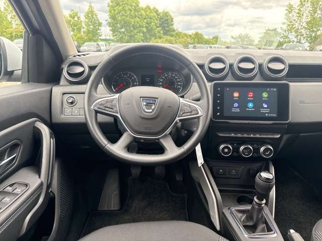Fahrzeugbild eines Dacia Duster
