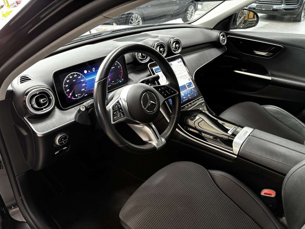 Fahrzeugbild eines Mercedes-Benz C-Klasse
