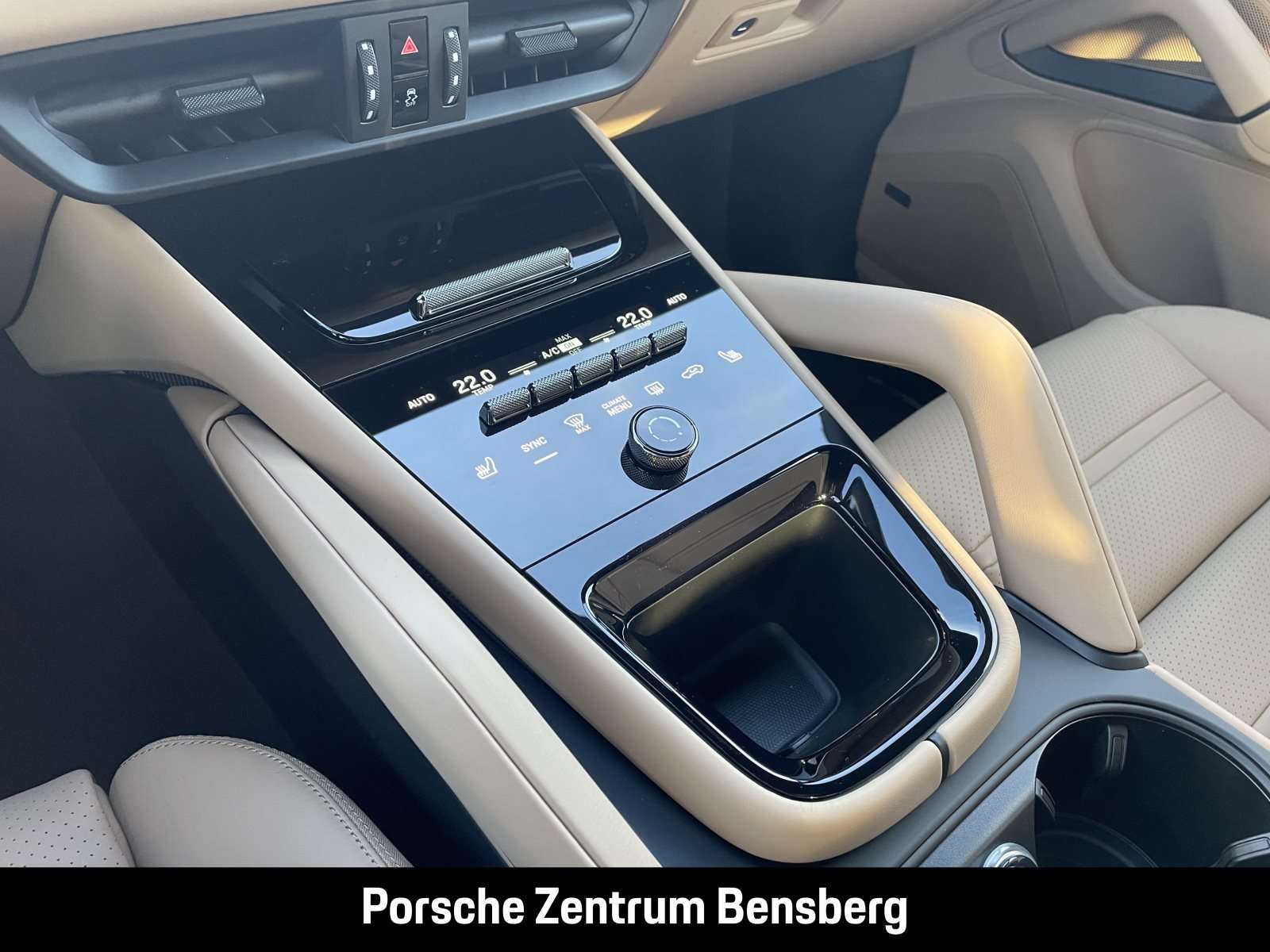 Fahrzeugbild eines Porsche Cayenne