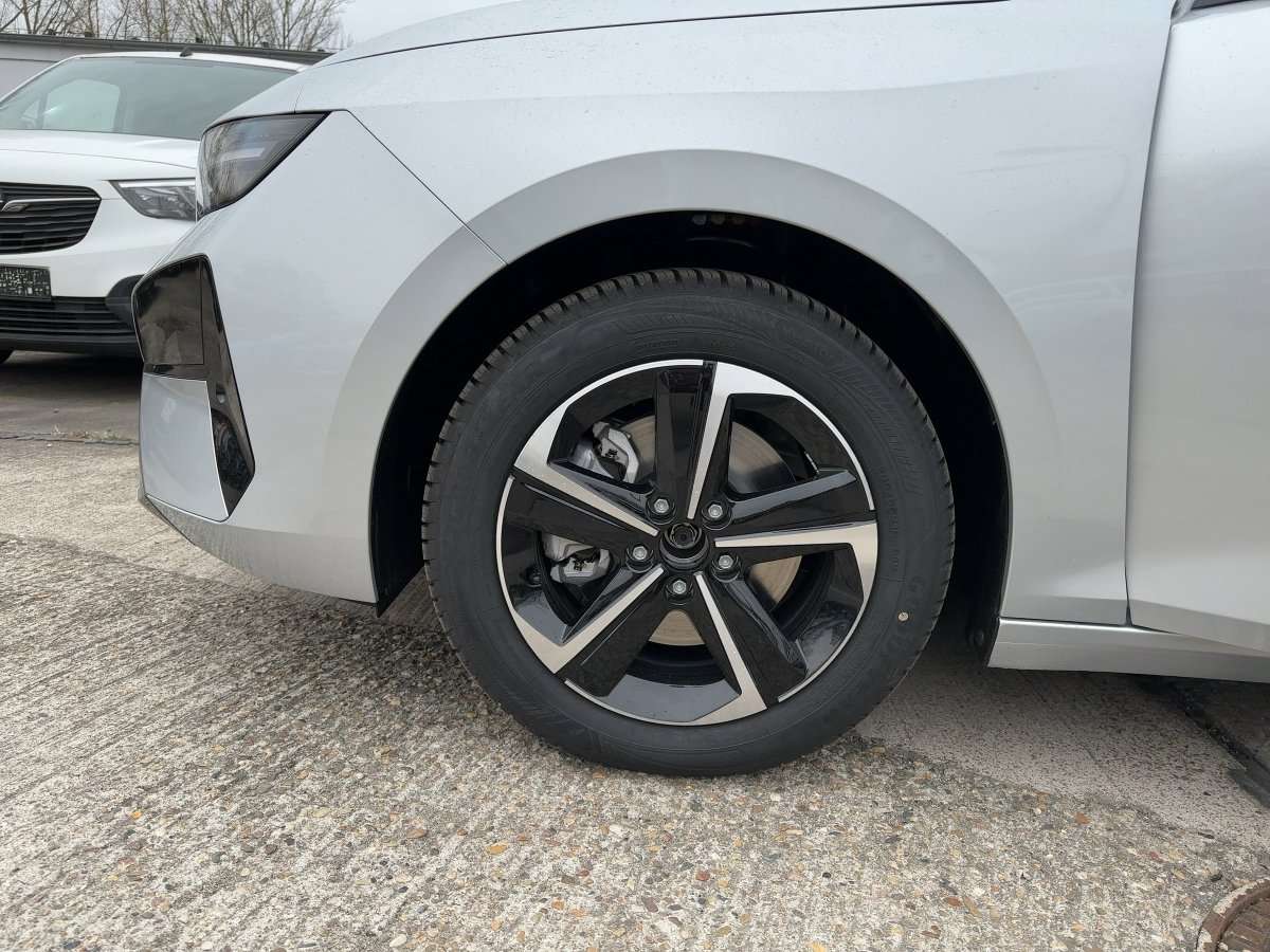 Fahrzeugbild eines Opel Astra