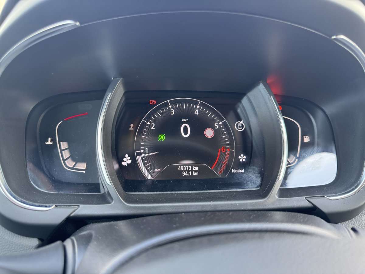 Fahrzeugbild eines Renault Grand Scénic