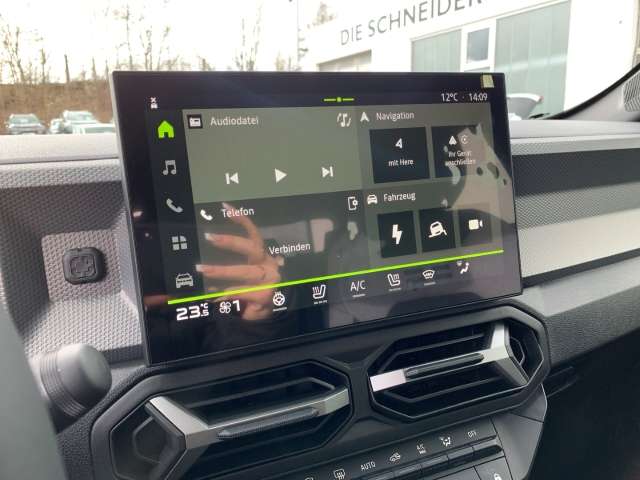 Fahrzeugbild eines Dacia Duster