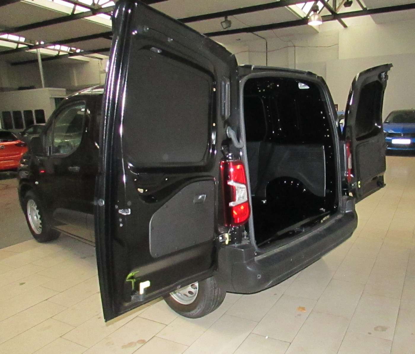 Fahrzeugbild eines Opel Combo