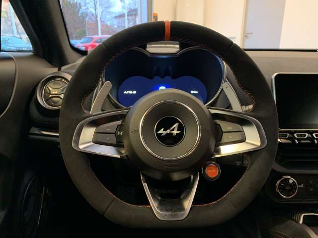 Fahrzeugbild eines Alpine A110