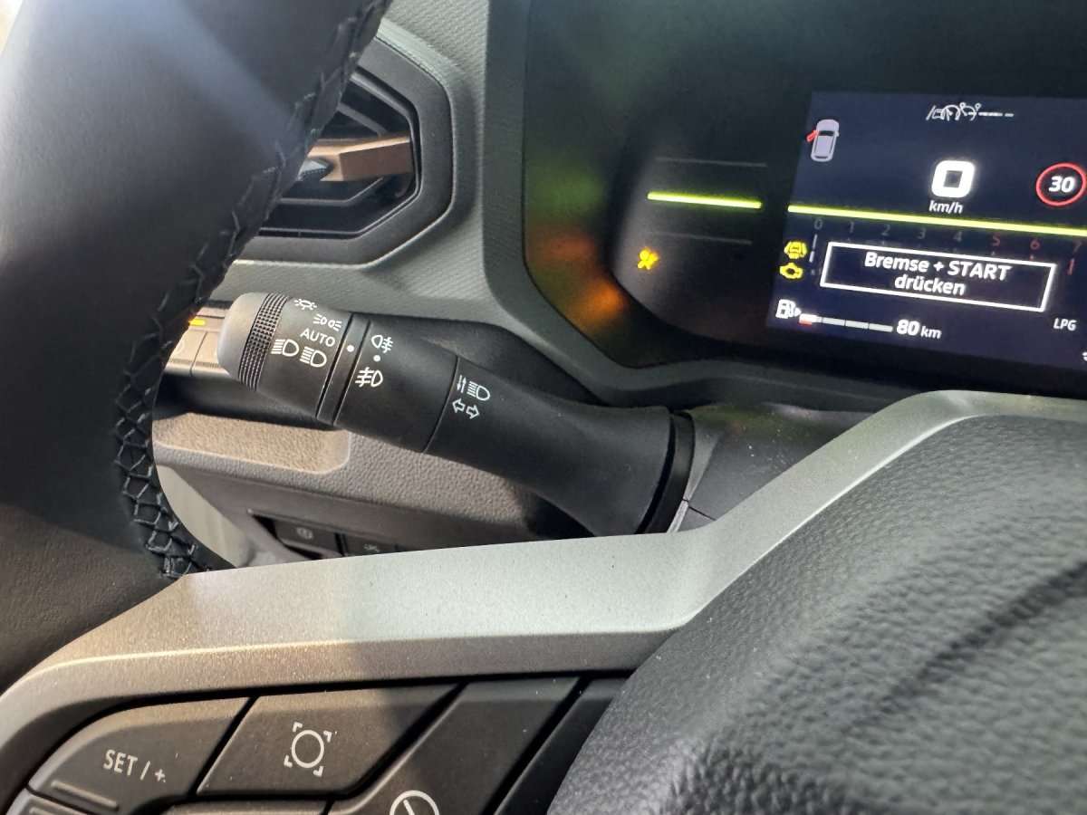 Fahrzeugbild eines Dacia Duster