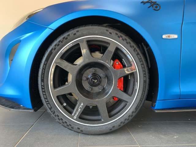 Fahrzeugbild eines Alpine A110