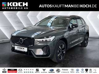 Schräge Frontansicht auf einen Volvo XC60 , freigestellt