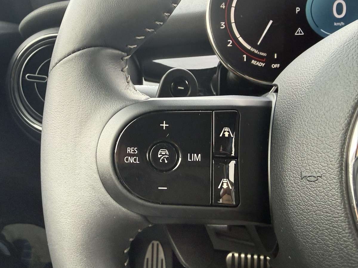 Fahrzeugbild eines MINI MINI