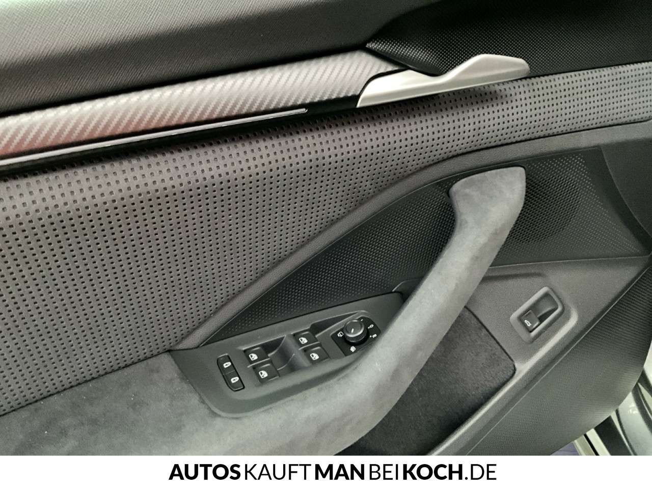 Fahrzeugbild eines Skoda Superb