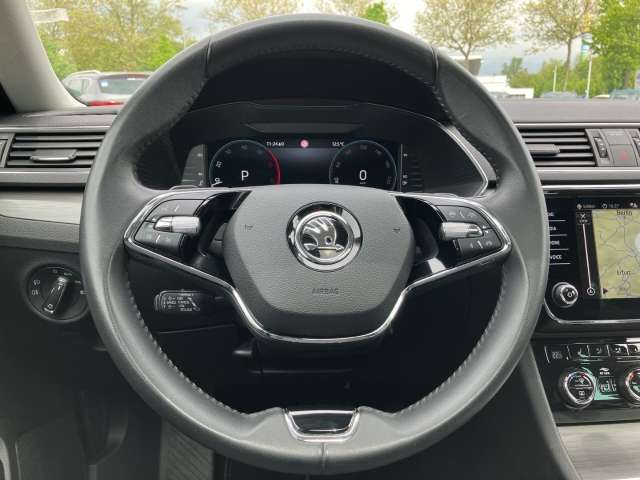 Fahrzeugbild eines Skoda Superb