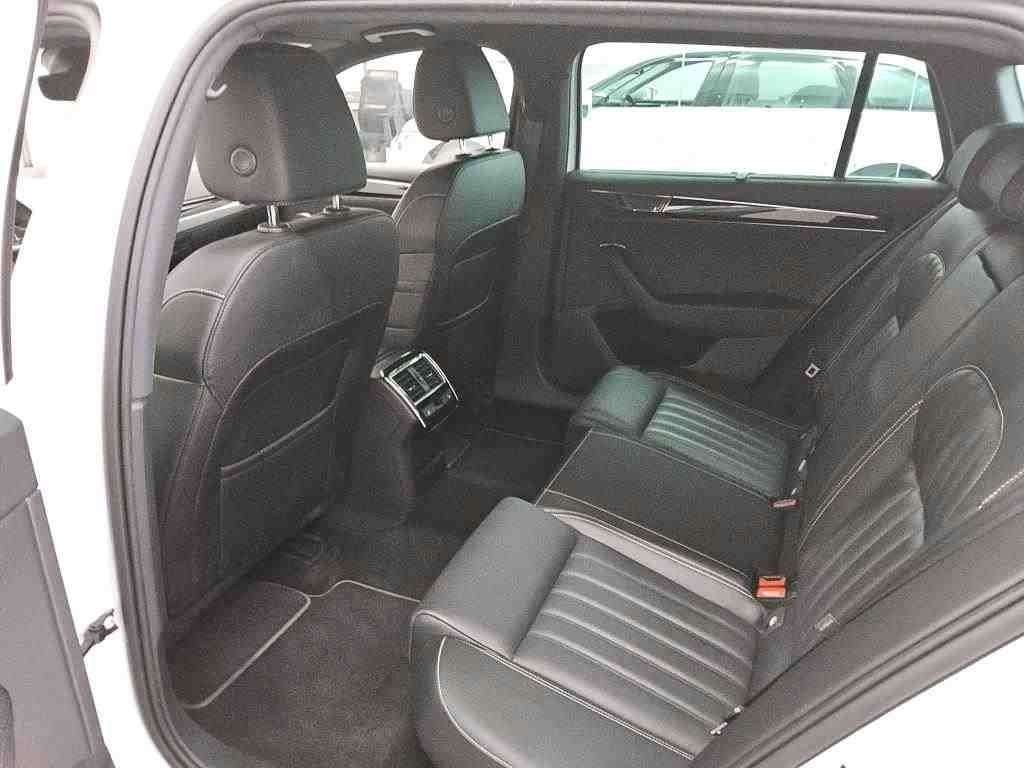 Fahrzeugbild eines Skoda Superb