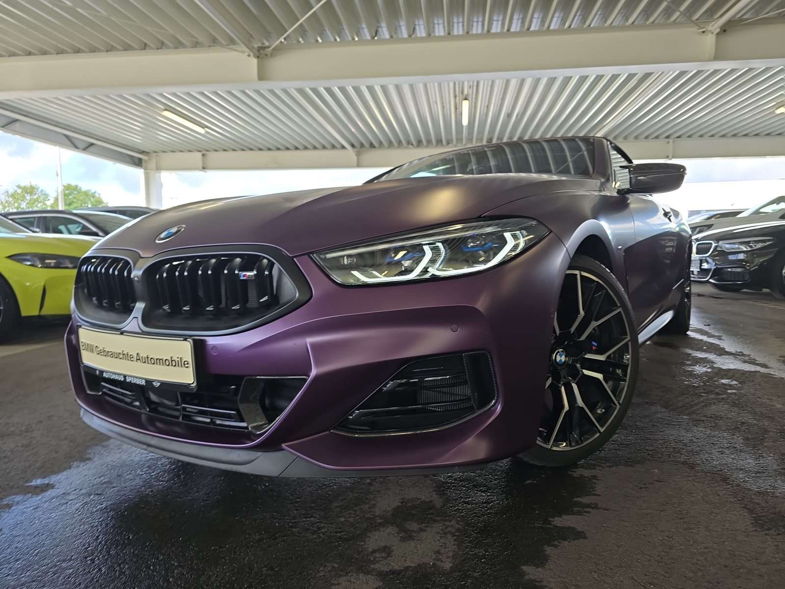 Fahrzeugbild eines BMW 8er-Reihe