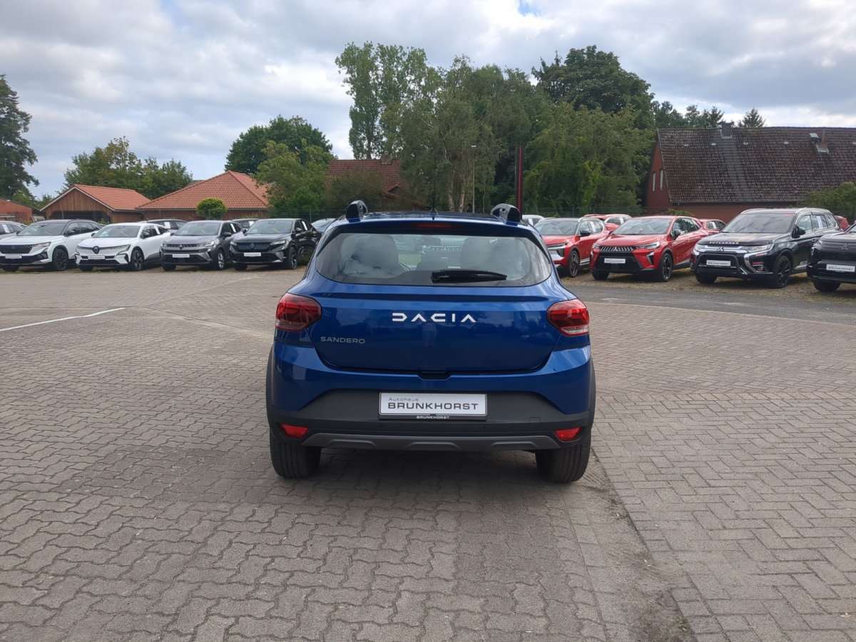 Fahrzeugbild eines Dacia Sandero