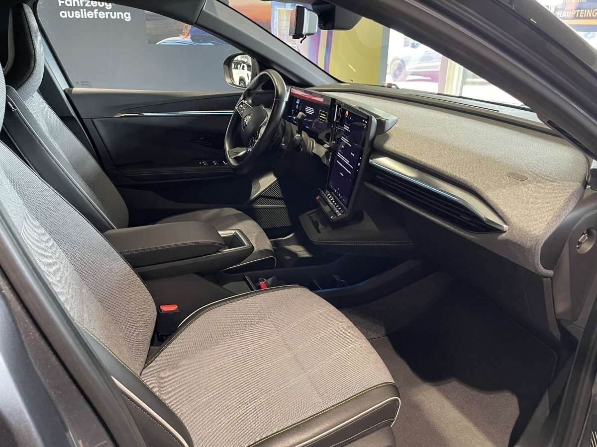 Fahrzeugbild eines Renault Megane E-TECH