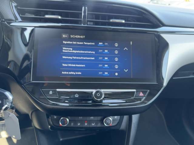 Fahrzeugbild eines Opel Corsa