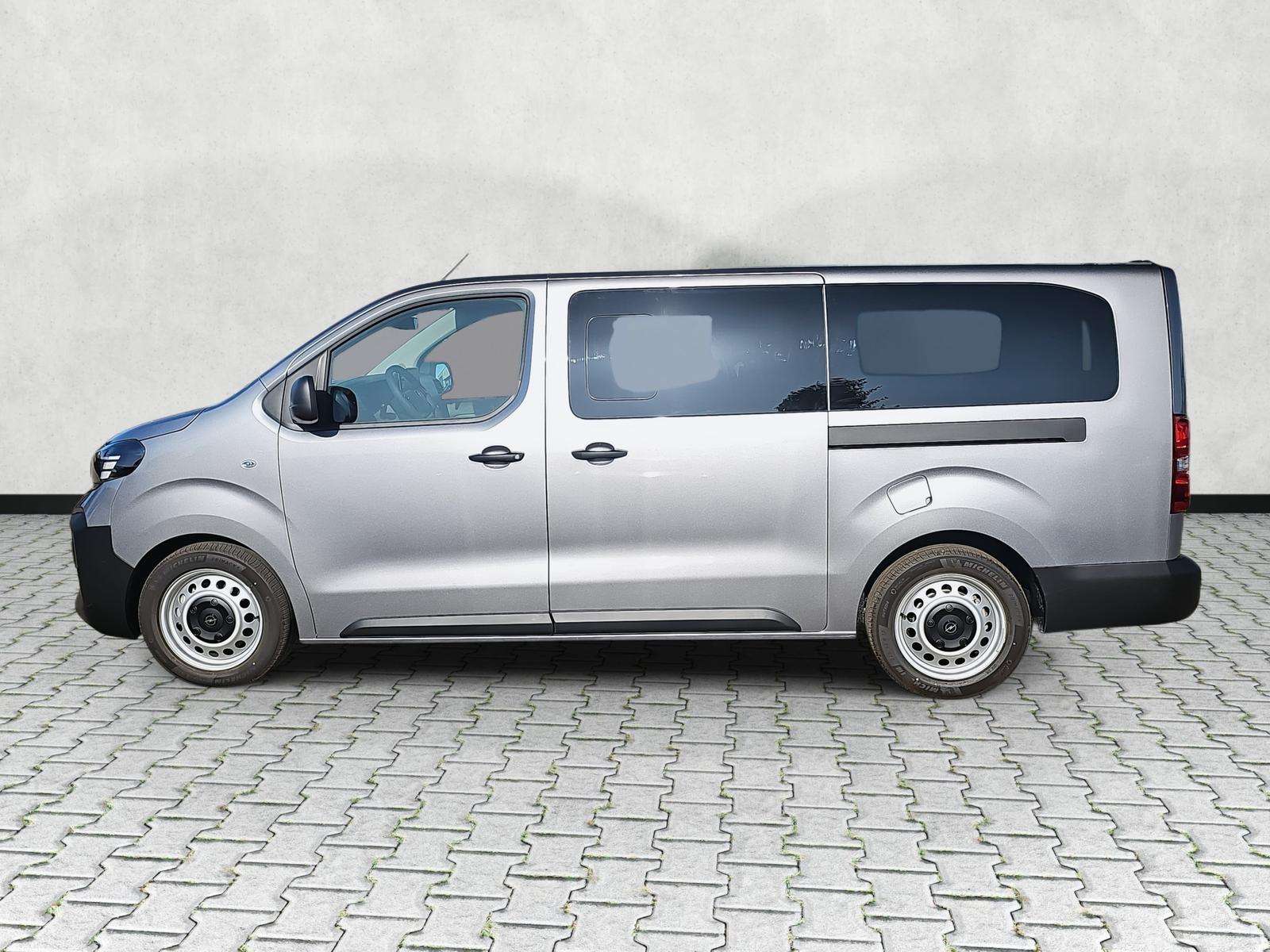 Fahrzeugbild eines Opel Vivaro