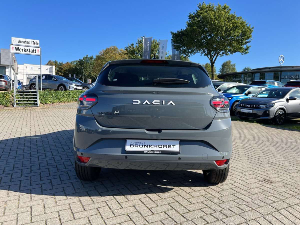 Fahrzeugbild eines Dacia Sandero