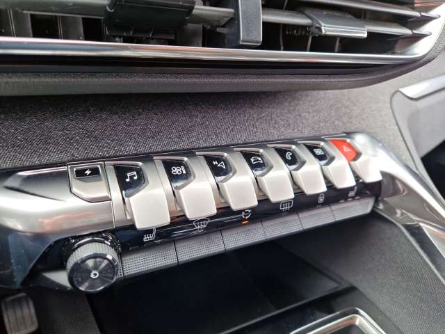 Fahrzeugbild eines Peugeot 3008