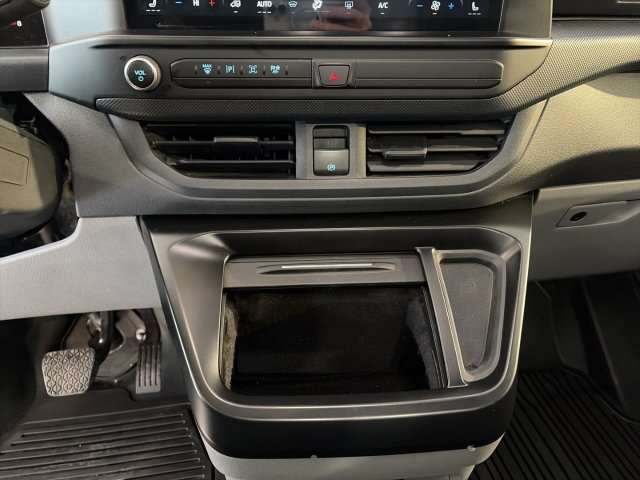 Fahrzeugbild eines Ford Transit Custom