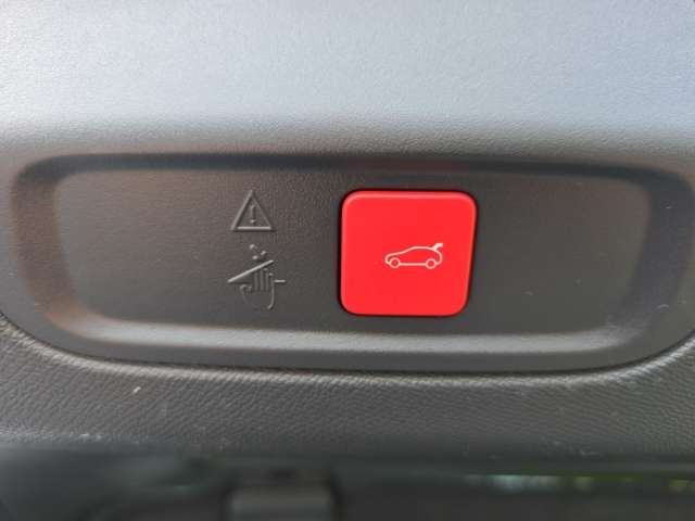 Fahrzeugbild eines Peugeot 408