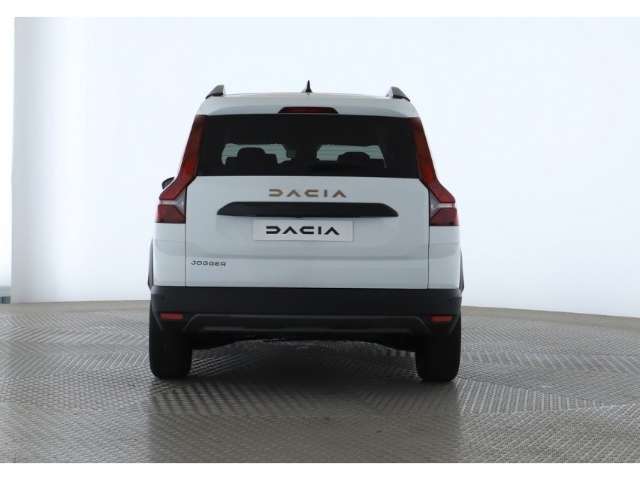 Fahrzeugbild eines Dacia Jogger