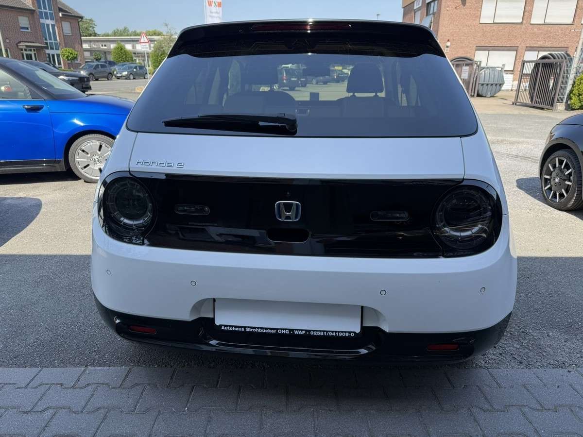 Fahrzeugbild eines Honda Honda e