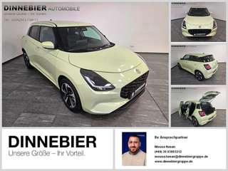 Schräge Frontansicht auf einen Suzuki Swift , freigestellt