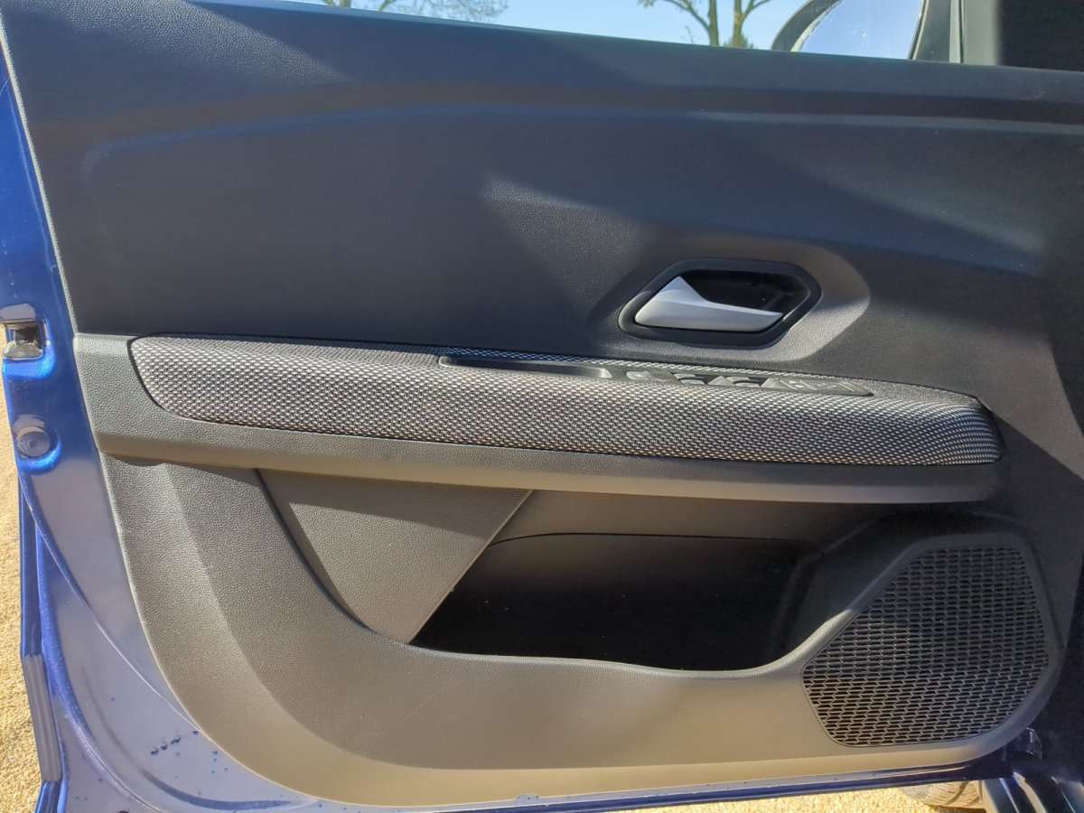 Fahrzeugbild eines Dacia Sandero
