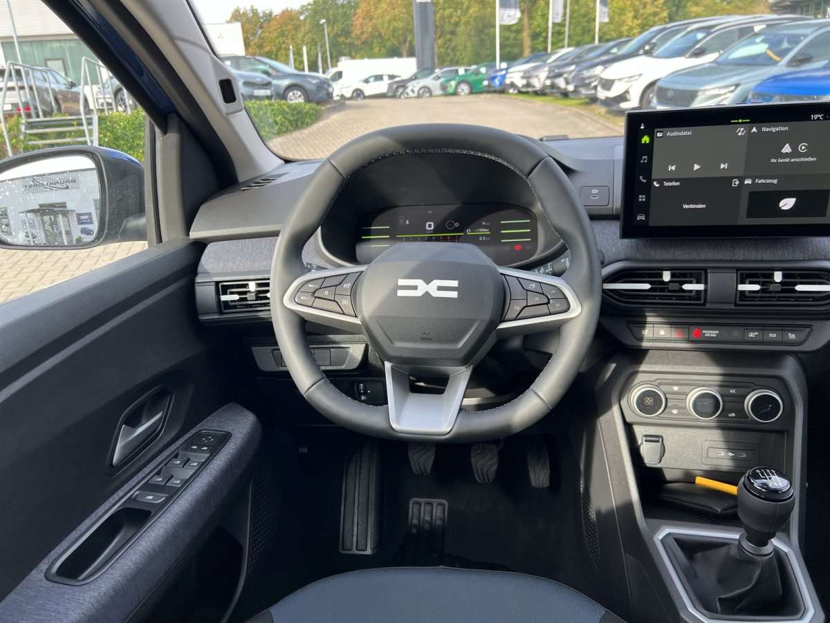 Fahrzeugbild eines Dacia Sandero