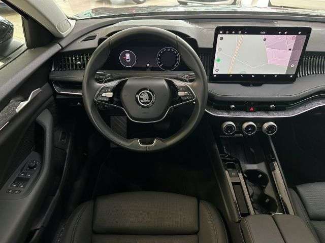 Fahrzeugbild eines Skoda Superb