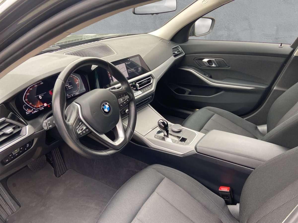 Fahrzeugbild eines BMW 3er-Reihe