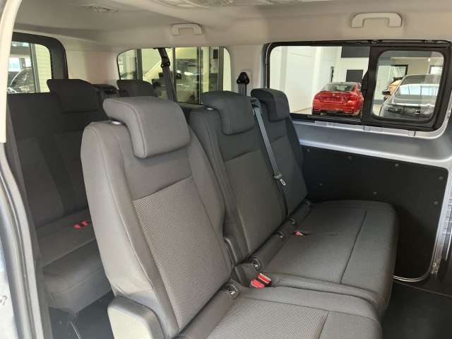 Fahrzeugbild eines Opel Vivaro