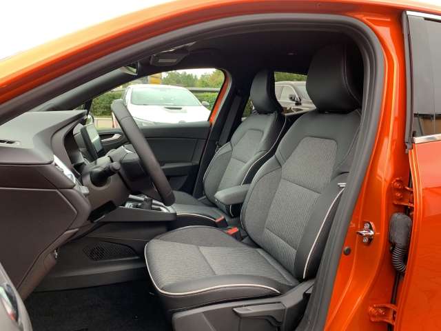 Fahrzeugbild eines Renault Clio