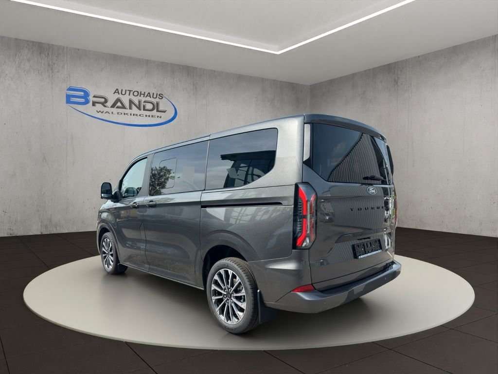 Fahrzeugbild eines Ford Tourneo Custom