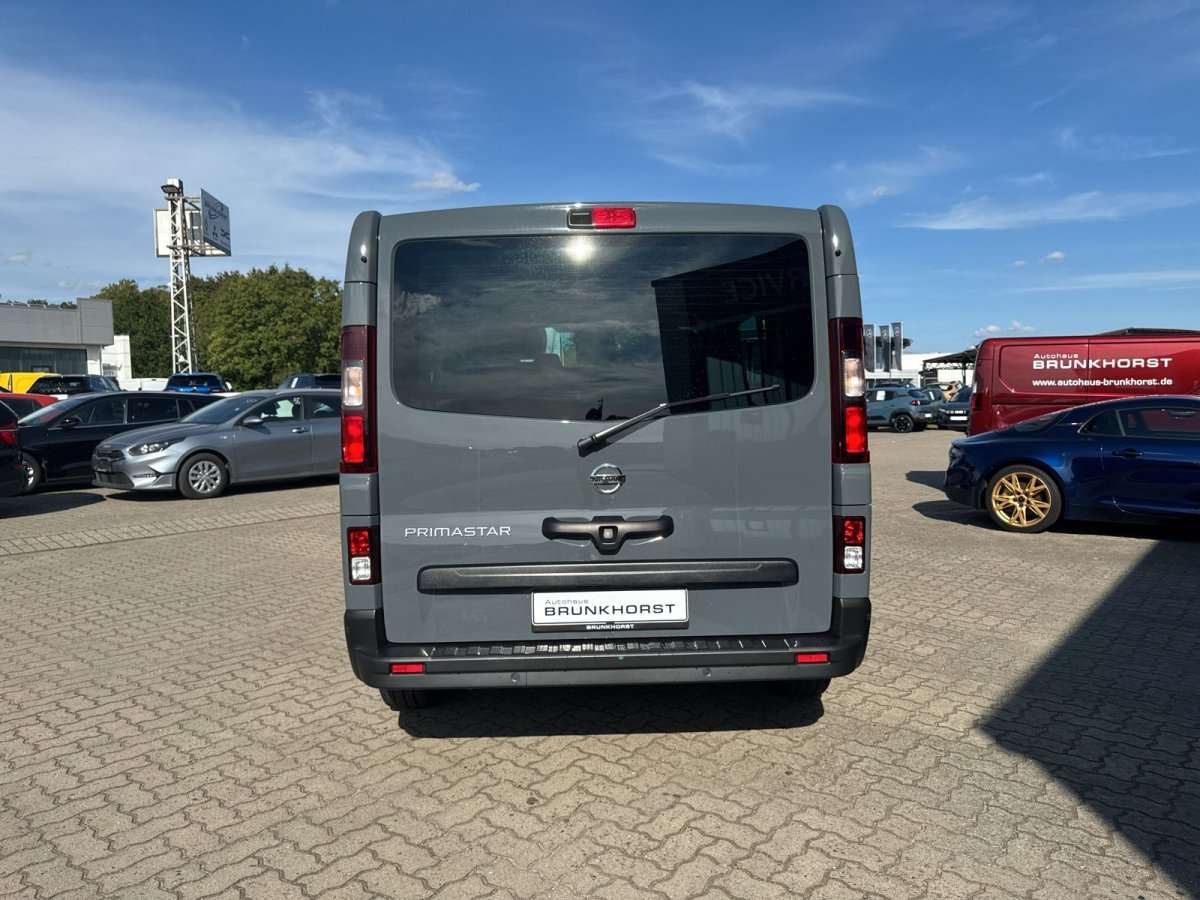 Fahrzeugbild eines Nissan Primastar