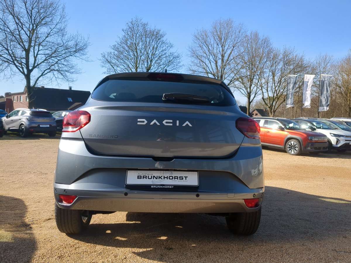 Fahrzeugbild eines Dacia Sandero
