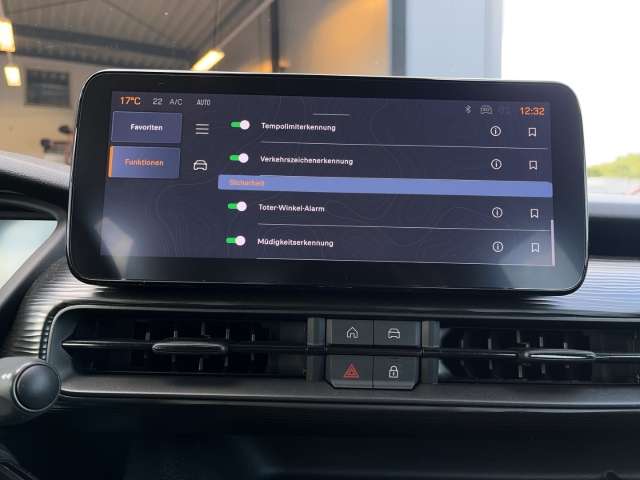 Fahrzeugbild eines Jeep Avenger